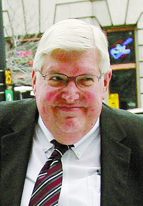 Steve Griffin  |  The Salt Lake Tribune
Dewey C. MacKay enters the Frank E. Moss U.S. Courthouse in Salt Lake City for a sentenciing hearing charges related to prescribing more than 1.9 million hydrocodone pills and nearly 1.6 million oxycodone pills between June 1, 2005, and Oct. 30, 2009.